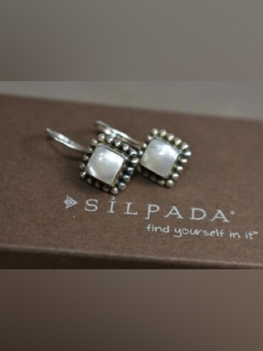 Silpada 925 Sterling Square Classic Pearl Button Frame Earrings W1394 2013